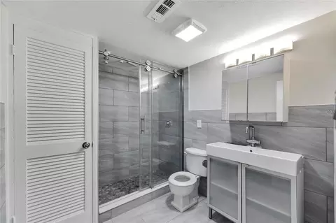 Bath - 9307 River Cove Dr, Riverview, FL 33578 photo 1 of 6