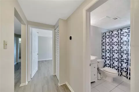 Entry Way - 9307 River Cove Dr, Riverview, FL 33578 photo 7 of 8