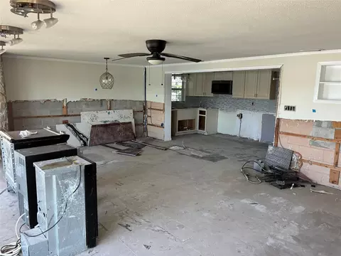 Kitchen - 9307 River Cove Dr, Riverview, FL 33578 photo 1 of 9
