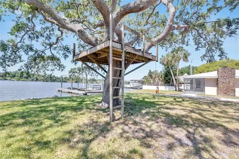 Exterior - 9307 River Cove Dr, Riverview, FL 33578 photo 4 of 18