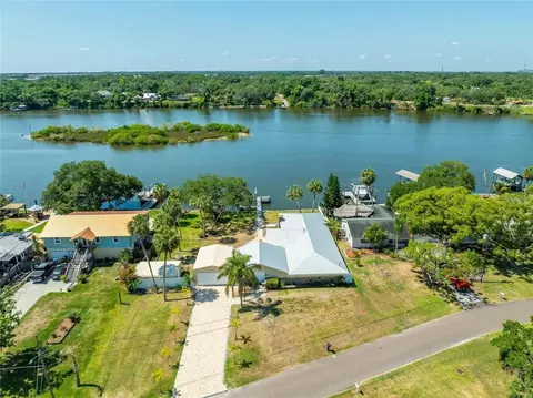 View/Area - 9307 River Cove Dr, Riverview, FL 33578 photo 6 of 13