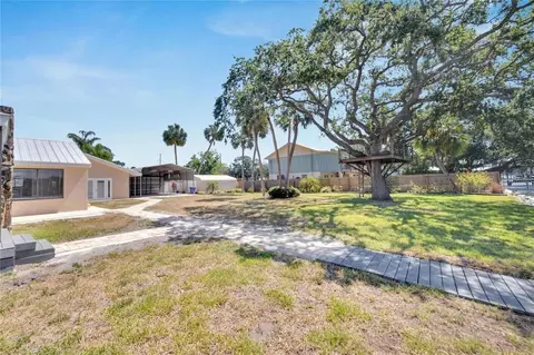 Exterior - 9307 River Cove Dr, Riverview, FL 33578 photo 15 of 18