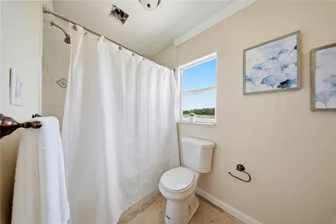 Bath - 13112 Balm Boyette Rd, Riverview, FL 33579 photo 5 of 6