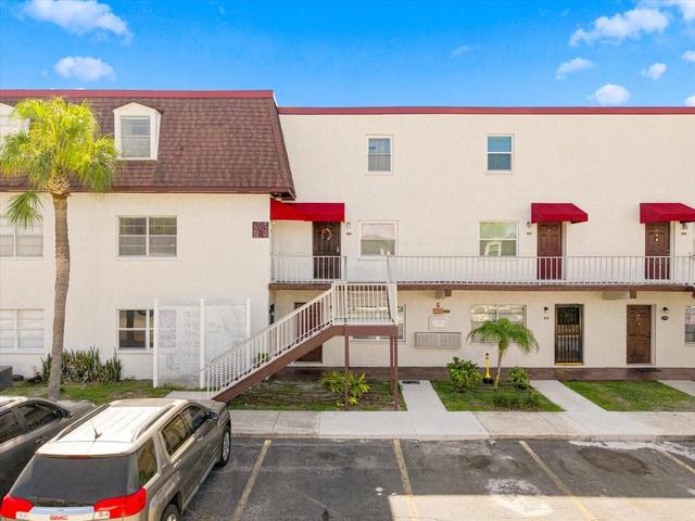 9009 Tudor Dr #G206, Tampa, FL 33615
