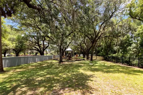 Exterior - 2439 Lake Woodberry Cir, Brandon, FL 33510 photo 10 of 10
