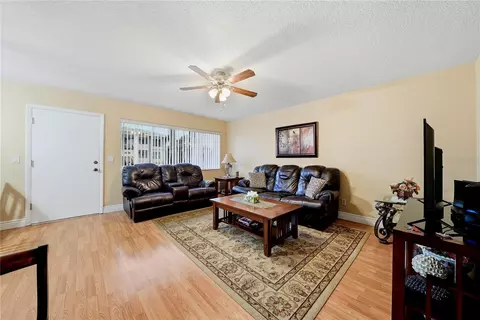 1235 S Highland Ave #3-203, Clearwater, FL 33756