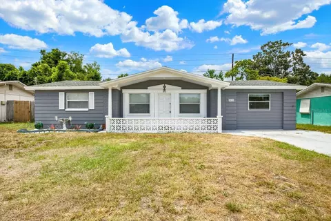 3920 Beacon Square Dr, Holiday, FL 34691