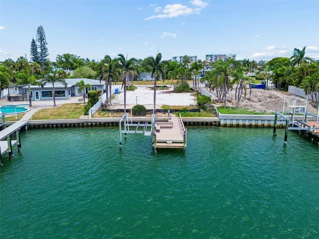 10246 Tarpon Dr, Treasure Island, FL 33706