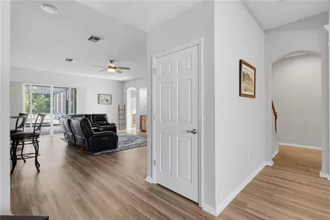 Entry Way - 11704 Newberry Grove Loop, Riverview, FL 33579 photo 5 of 10