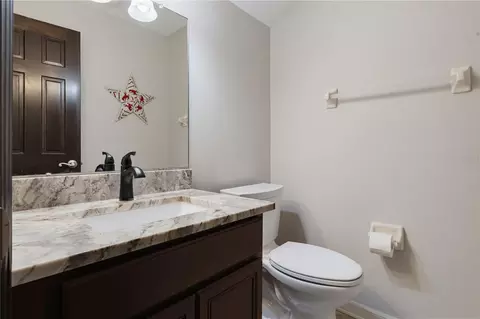 Bath - 11704 Newberry Grove Loop, Riverview, FL 33579 photo 10 of 10