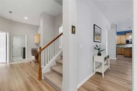 Entry Way - 11704 Newberry Grove Loop, Riverview, FL 33579 photo 8 of 10