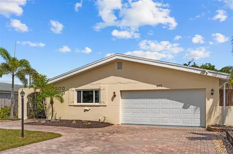 10472 Orange Blossom Ln, Seminole, FL 33772