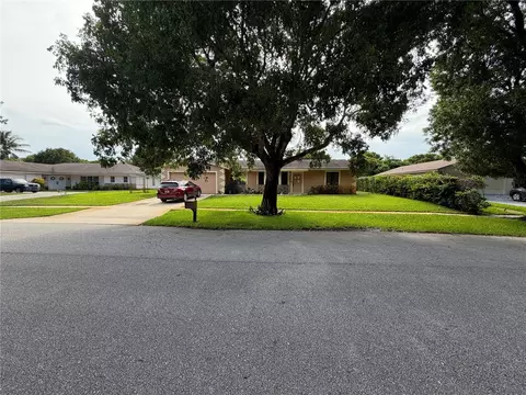 4215 Latona Ave, West Palm Beach, FL 33407