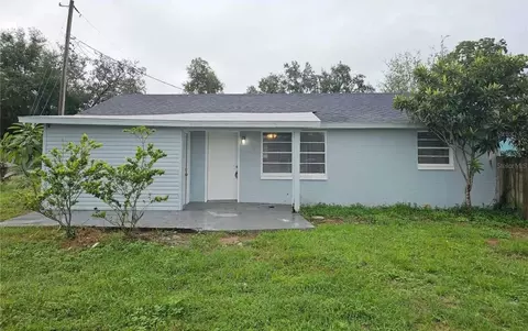 129 Florida Dr, Winter Haven, FL 33881