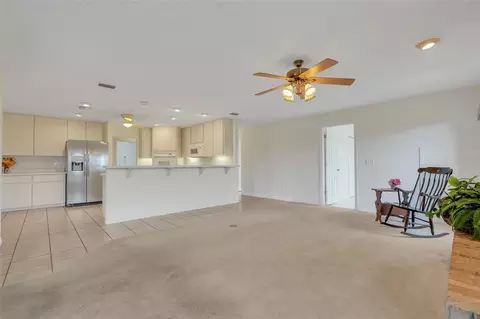 Living - 36343 Calhoun Rd, Eustis, FL 32736 photo 6 of 7
