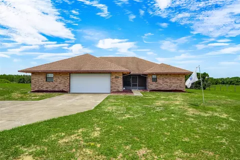 Exterior - 36343 Calhoun Rd, Eustis, FL 32736 photo 1 of 10