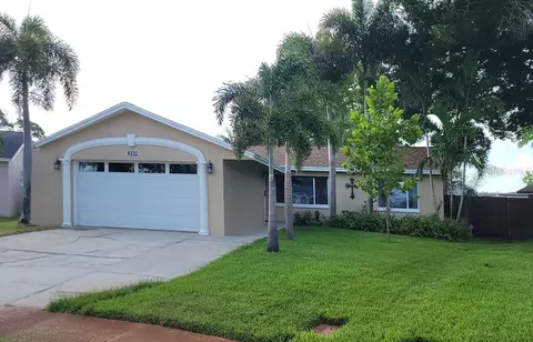 9232 80th Ave, Seminole, FL 33777