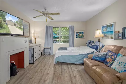 Bedroom - 14058 Sullivan St, Spring Hill, FL 34609 photo 3 of 7