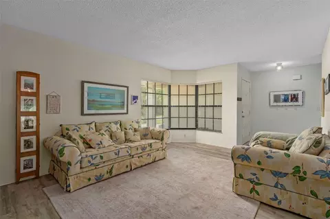 Living - 14058 Sullivan St, Spring Hill, FL 34609 photo 1 of 3