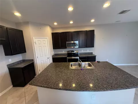6629 Holly Heath Dr, Riverview, FL 33578 photo 2