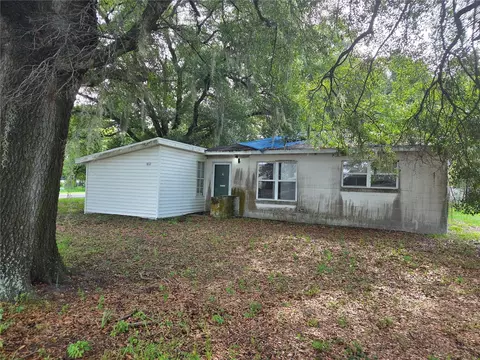 1802 N Alexander St, Plant City, FL 33563