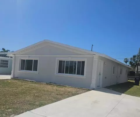 14036 Marguerite Dr, Madeira Beach, FL 33708