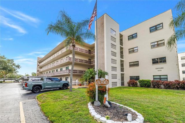 6190 80th St N #304, Saint Petersburg, FL 33709