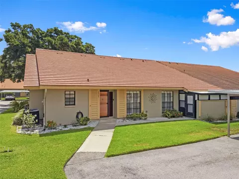 2065 Grove Ln, Clearwater, FL 33763