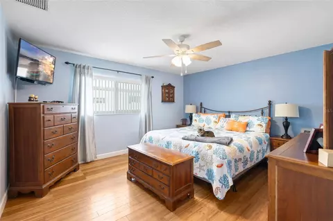 Bedroom - 1070 Mccarty St, Dunedin, FL 34698 photo 1 of 7