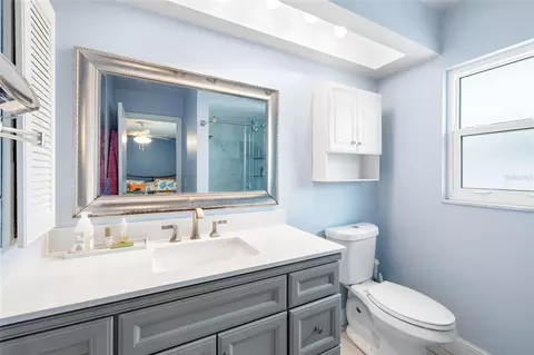 Bath - 1070 Mccarty St, Dunedin, FL 34698 photo 1 of 3