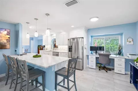 Kitchen - 1070 Mccarty St, Dunedin, FL 34698 photo 2 of 8