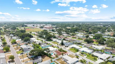 View/Area - 1070 Mccarty St, Dunedin, FL 34698 photo 10 of 11