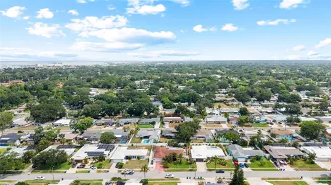 View/Area - 1070 Mccarty St, Dunedin, FL 34698 photo 5 of 11
