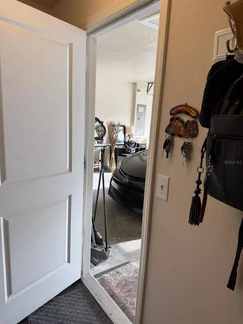 Entry Way - 1490 Piper Rd, Spring Hill, FL 34606 photo 10 of 12