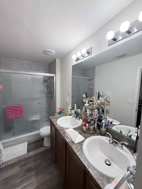 Bath - 1490 Piper Rd, Spring Hill, FL 34606 photo 9 of 11