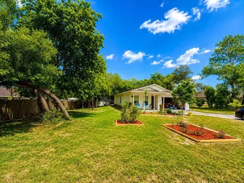 Exterior - 1490 Piper Rd, Spring Hill, FL 34606 photo 1 of 7