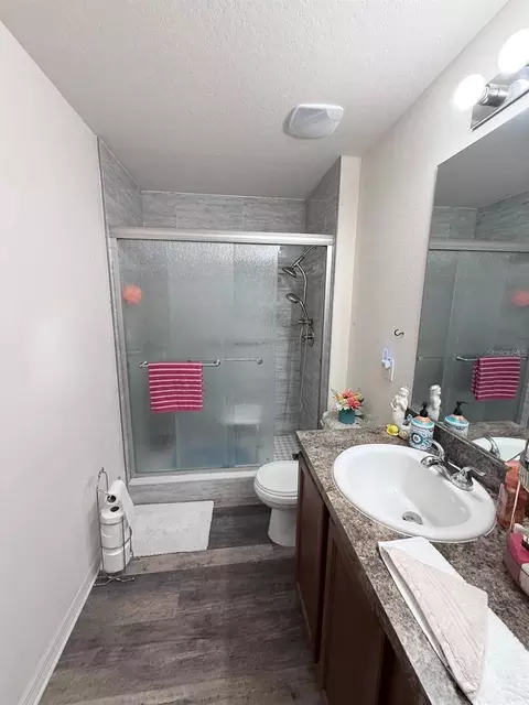 Bath - 1490 Piper Rd, Spring Hill, FL 34606 photo 8 of 11