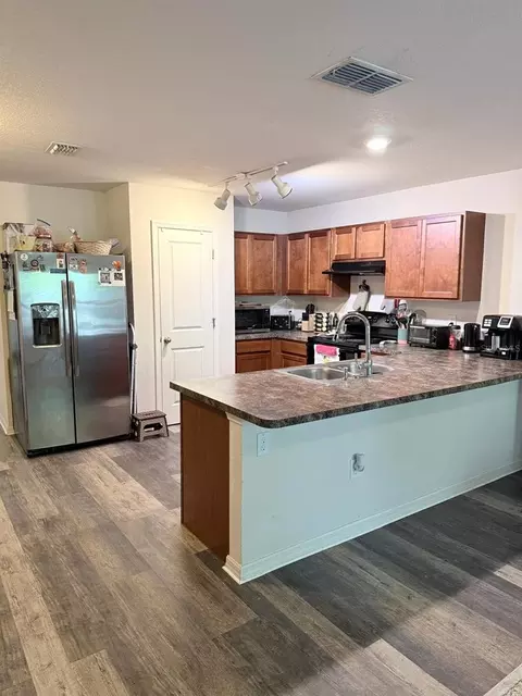 Kitchen - 1490 Piper Rd, Spring Hill, FL 34606 photo 9 of 9