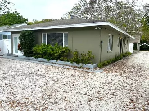 912 Druid Rd E, Clearwater, FL 33756