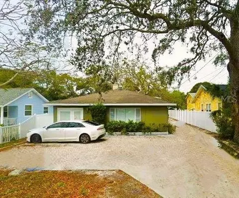 912 Druid Rd E, Clearwater, FL 33756