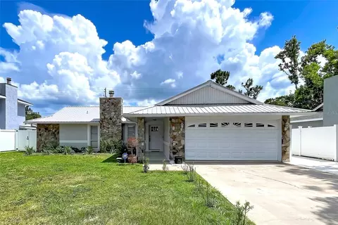 5520 Fulmar Dr, Tampa, FL 33625