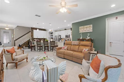 Living - 10316 Holstein Edge Pl, Riverview, FL 33569 photo 1 of 4