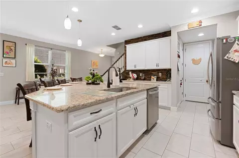 Kitchen - 10316 Holstein Edge Pl, Riverview, FL 33569 photo 2 of 4
