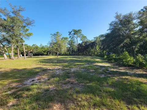 2075 S Colonial Ave, Homosassa, FL 34448