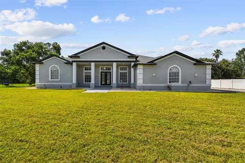 6644 Country Club Rd, Wesley Chapel, FL 33544