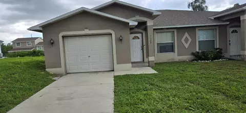 5129 5131 25th St SW, Lehigh Acres, FL 33973