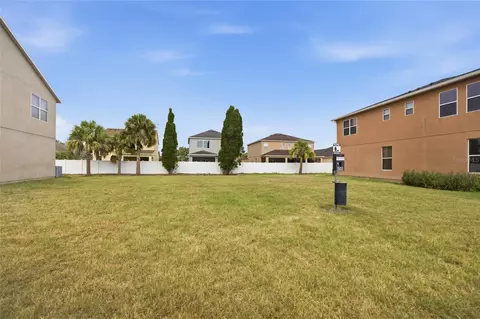 Exterior - 6924 Towering Spruce Dr, Riverview, FL 33578 photo 7 of 8