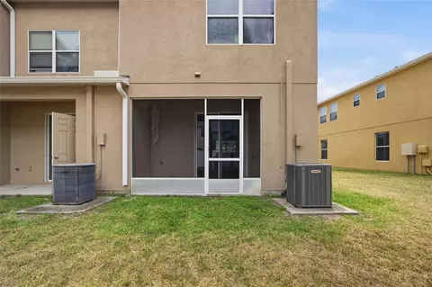Exterior - 6924 Towering Spruce Dr, Riverview, FL 33578 photo 5 of 8