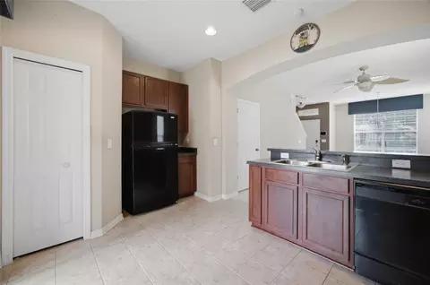 Kitchen - 6924 Towering Spruce Dr, Riverview, FL 33578 photo 2 of 3