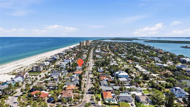 726 Mandalay Ave, Clearwater Beach, FL 33767